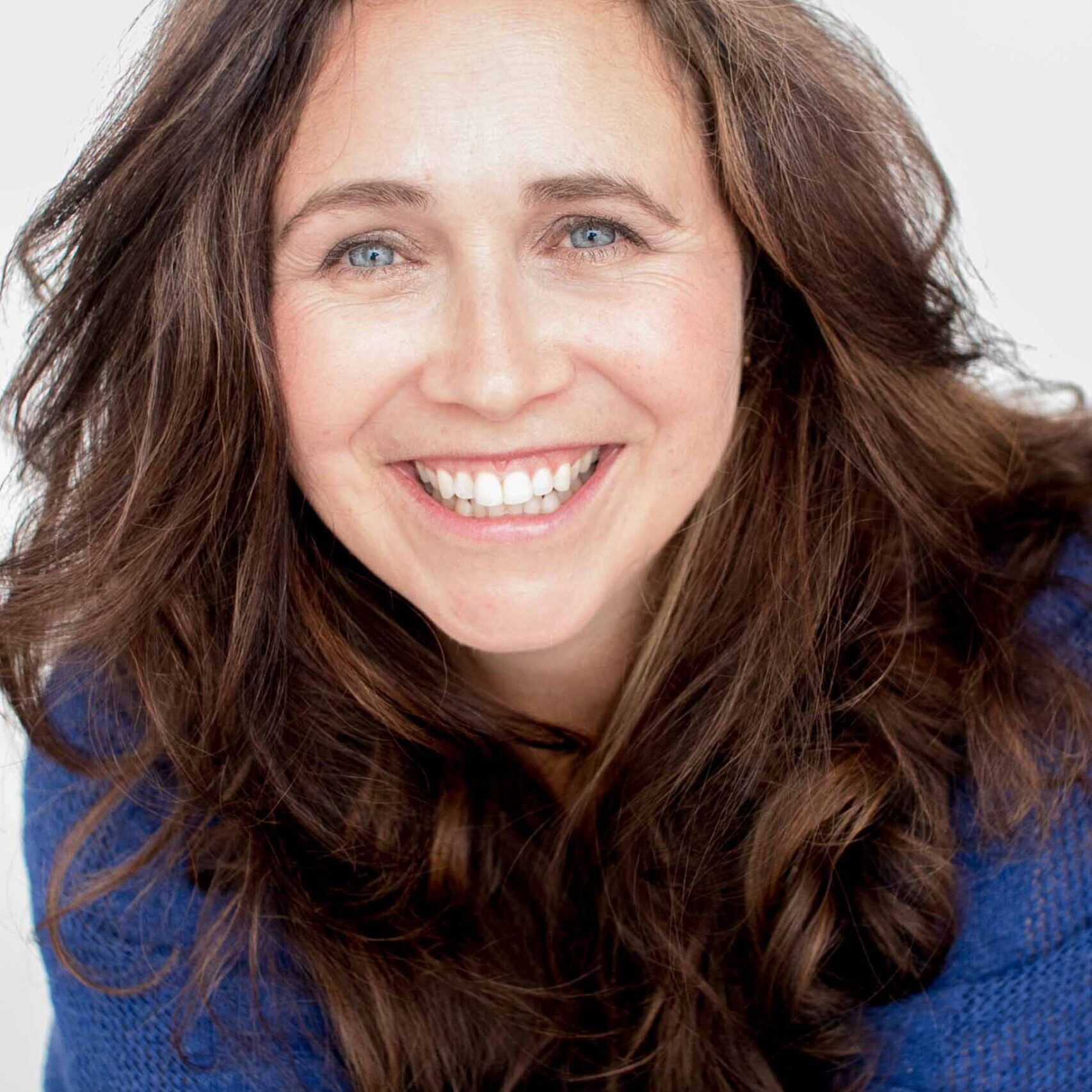 Jillian Headshot 1 (1)